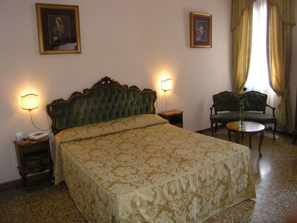 Hotel Scandinavia - Relais Venezia Esterno foto